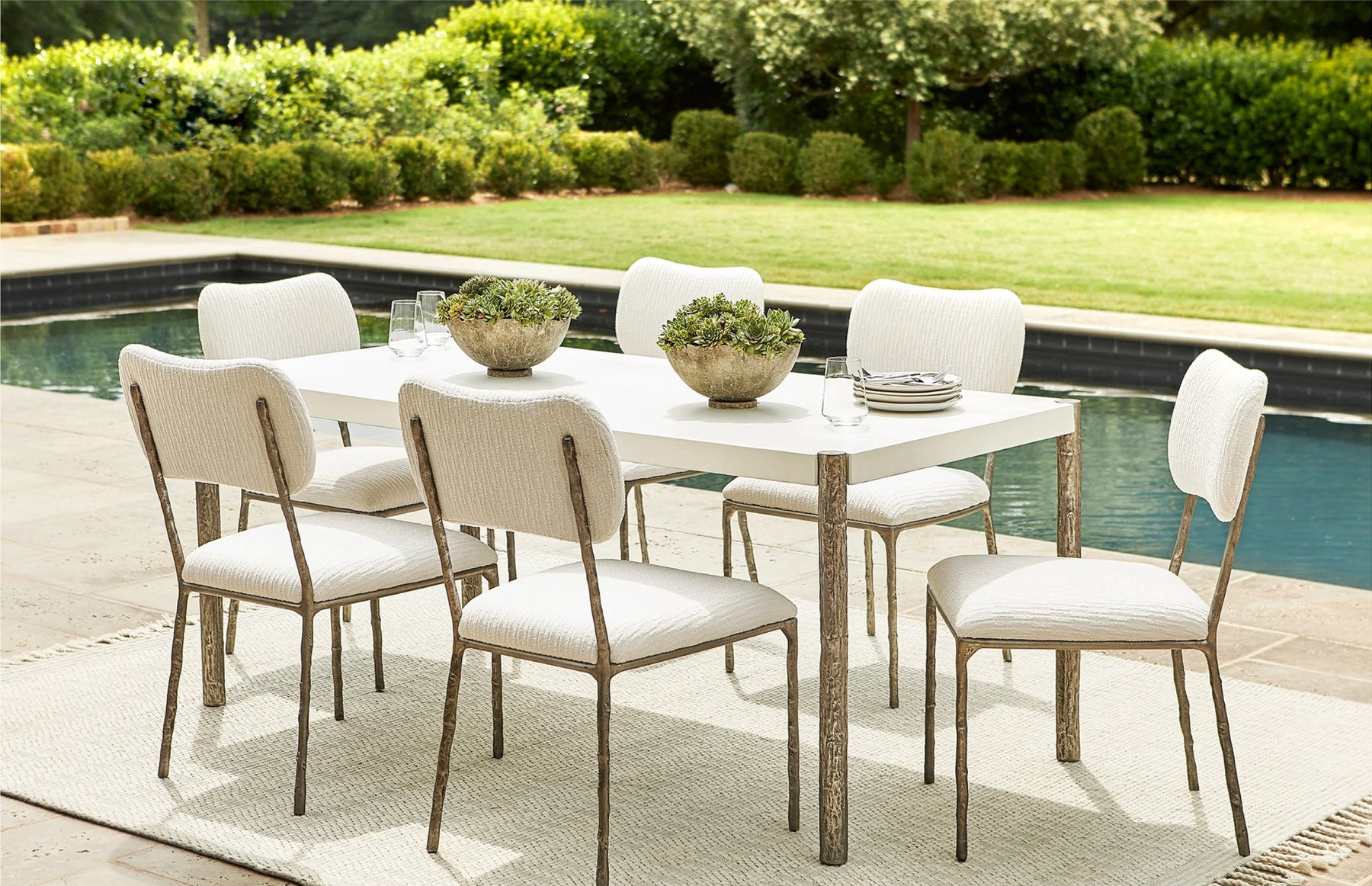 Bernhardt: Perfecting Your Spring Outdoor Gatherings