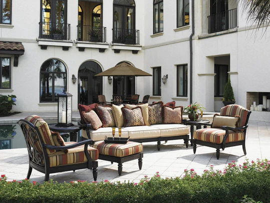 Beautify your Outdoor Space with These Stunning Furniture