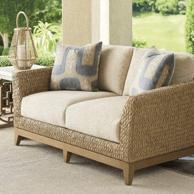 Decorate Your Home with Tommy Bahama Outdoor Furniture