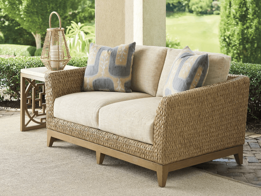 Decorate Your Home with Tommy Bahama Outdoor Furniture