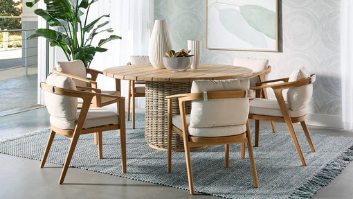 Experience the Ultimate in Outdoor Comfort and Style