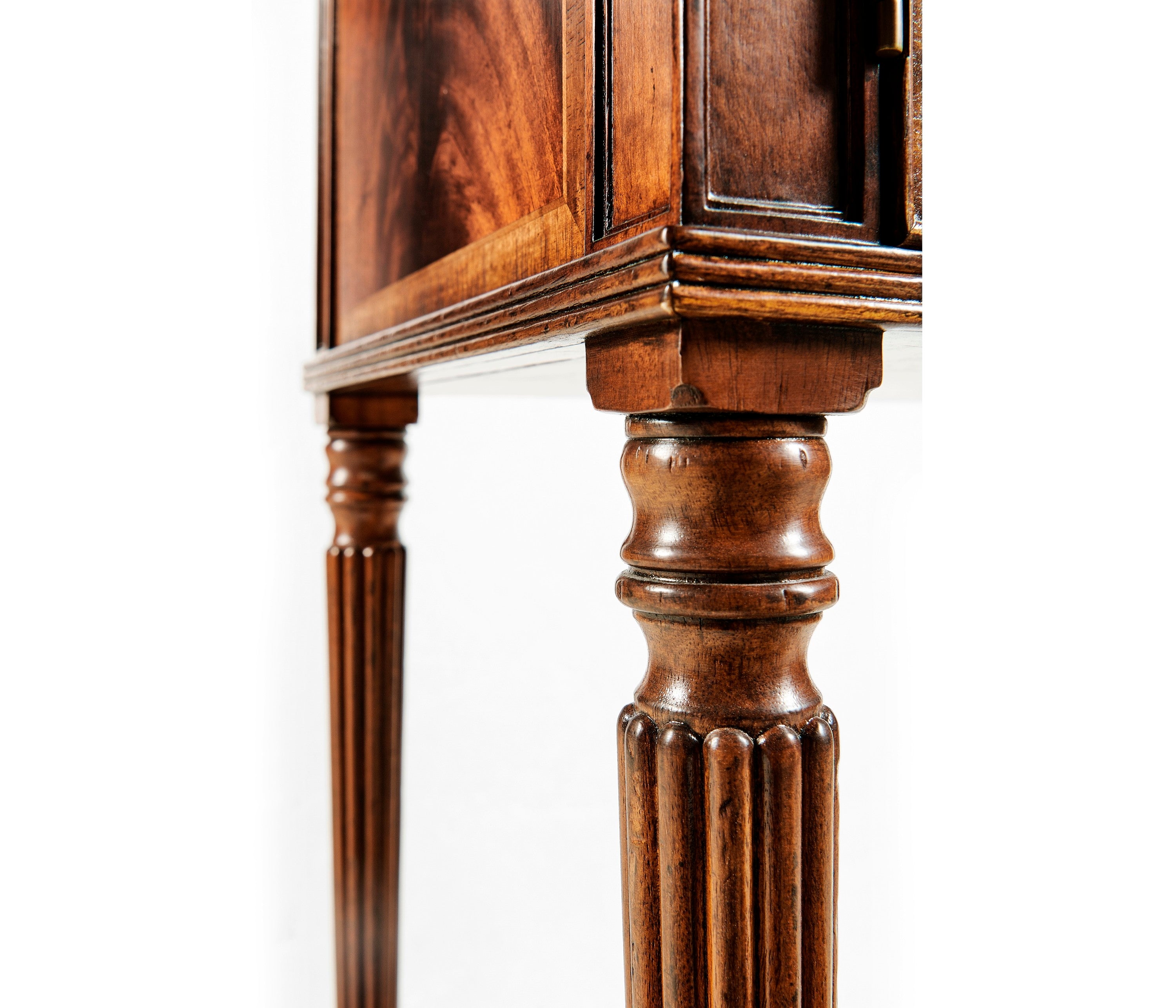 Jonathan Charles Pair of Mahogany Bedside Cabinets ( 492822-MAH )