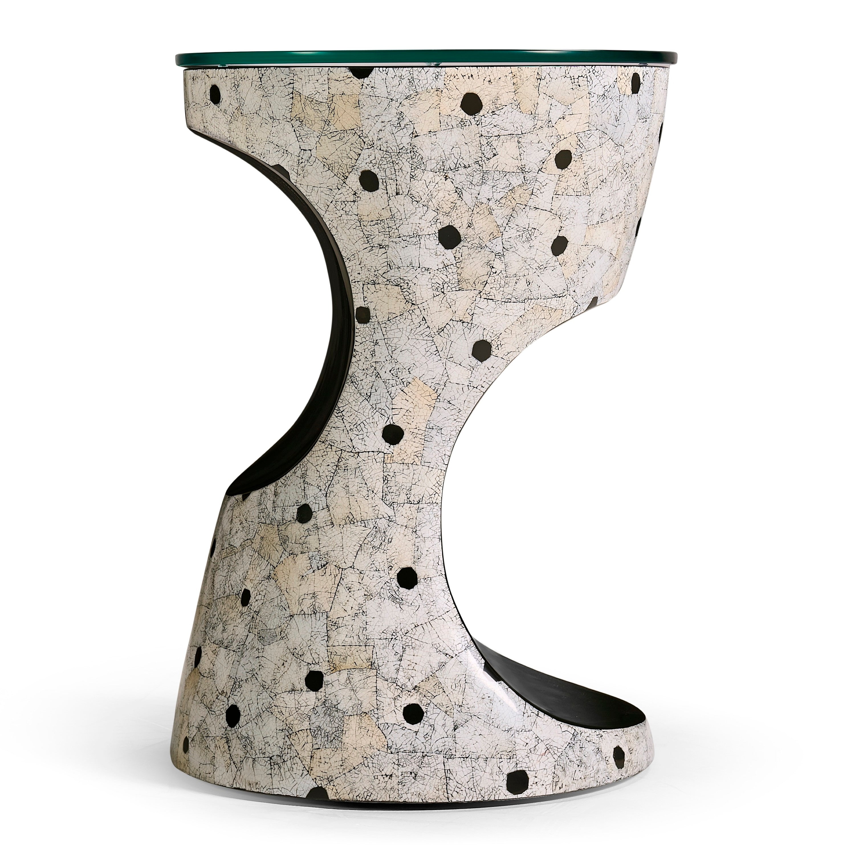 Jonathan Charles Dalmatian Eggshell Round Lamp Table ( 495511-ED001 )