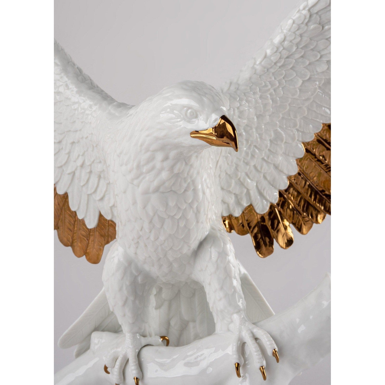 Lladro Freedom eagle white-copper