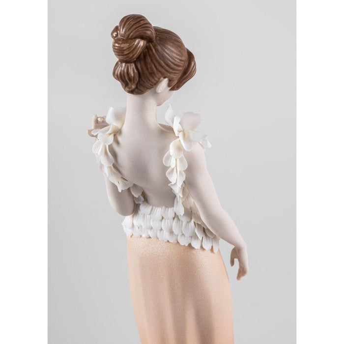 Lladro Exquisite Embroidery