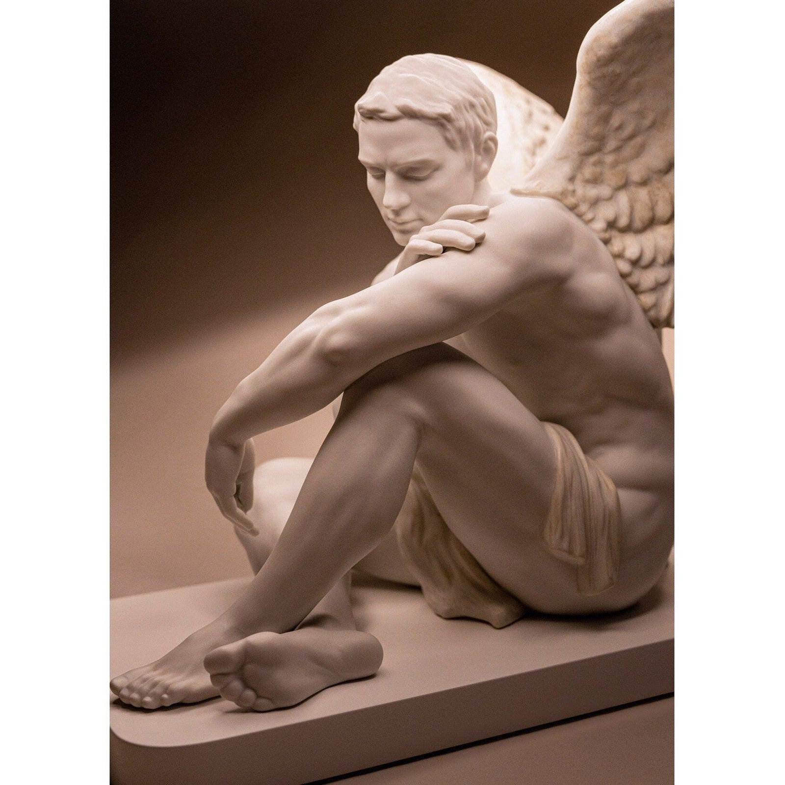 Lladro Protective Angel table lamp