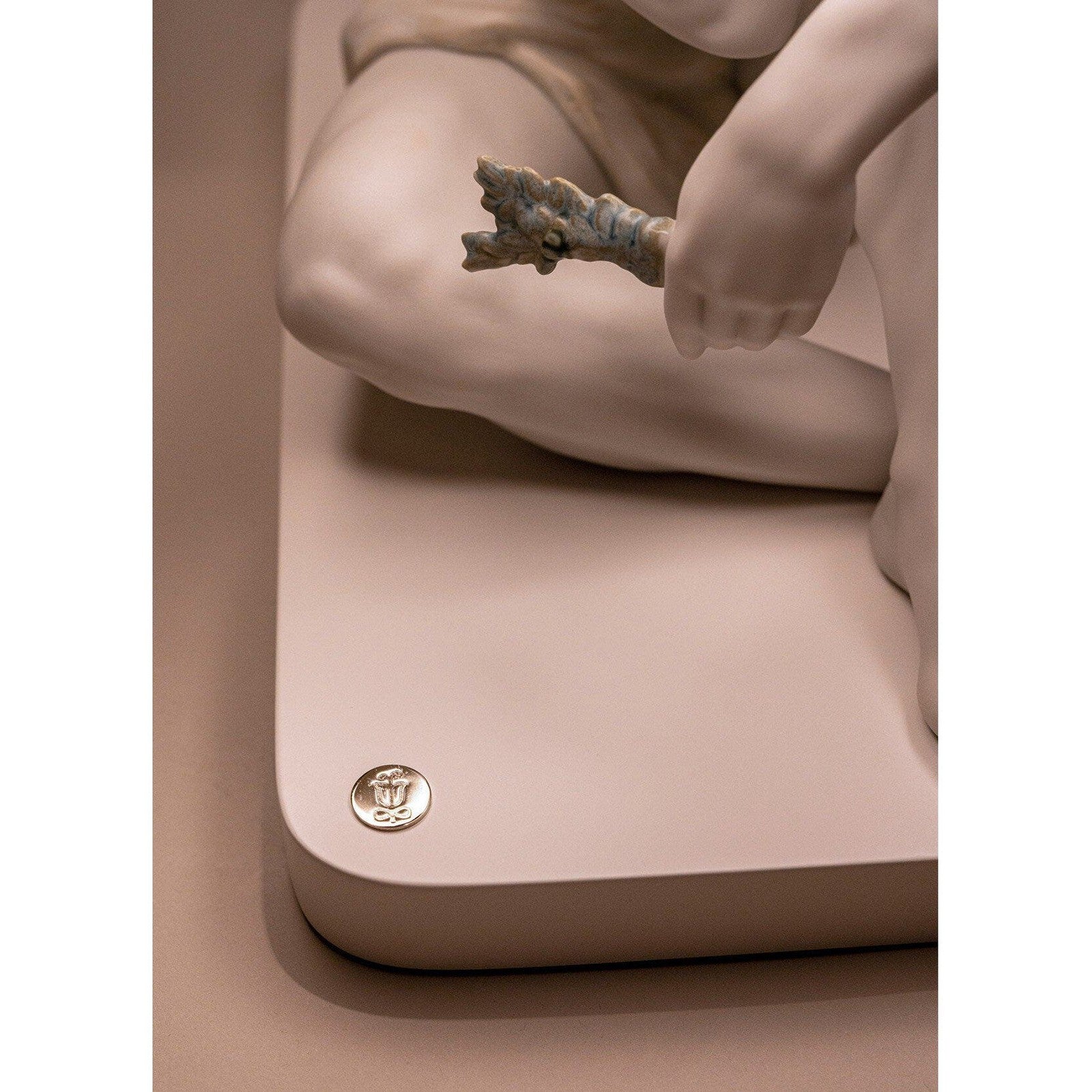 Lladro Protective Angel table lamp