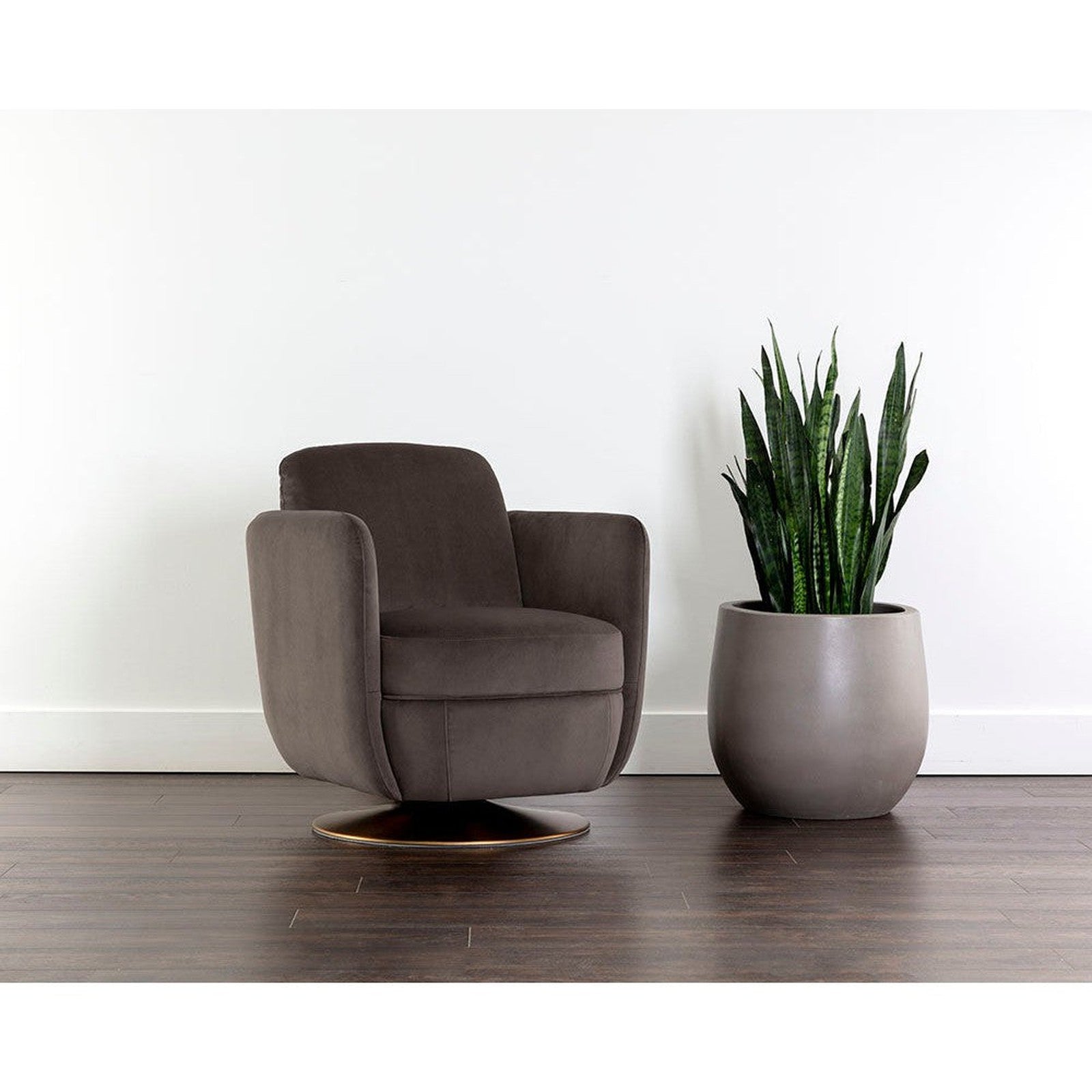 Sunpan Gilley Swivel Lounge Chair