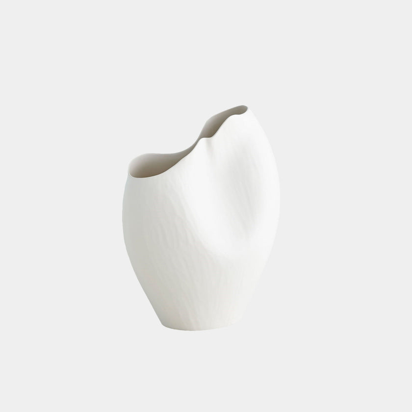 Global Views Horn Vase