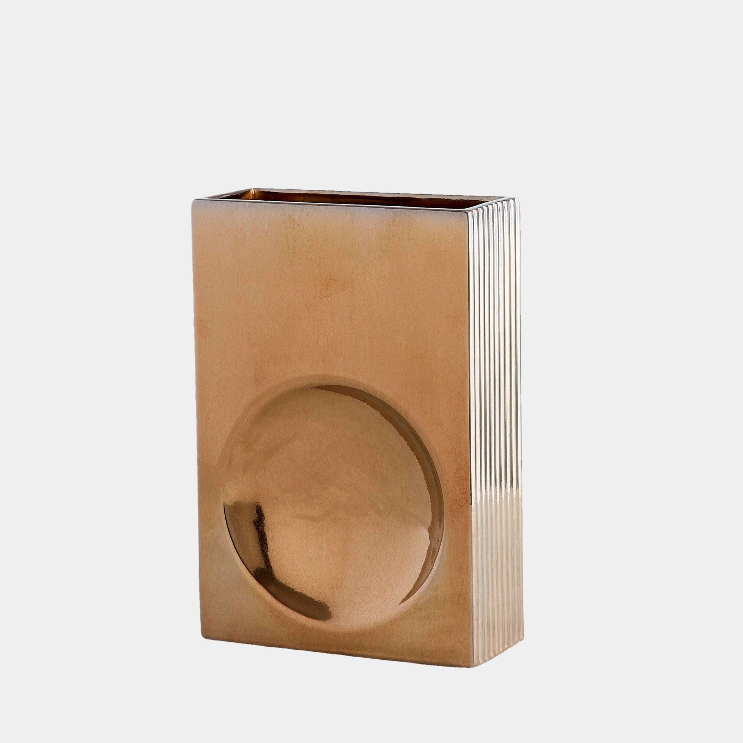 Global Views Symbiotic Vase