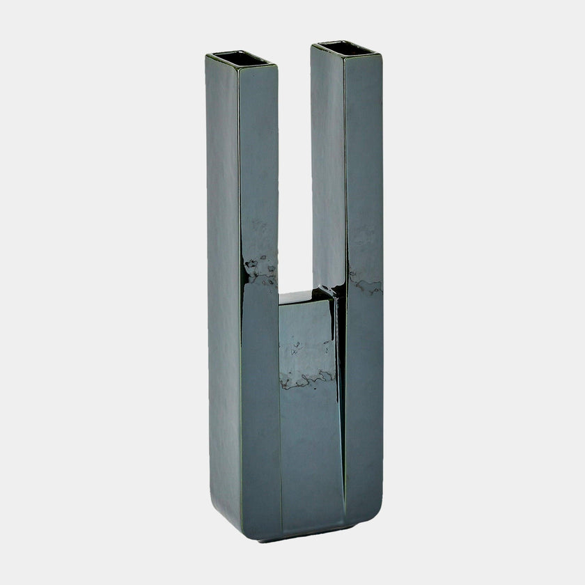 Global Views Metropolis Vase