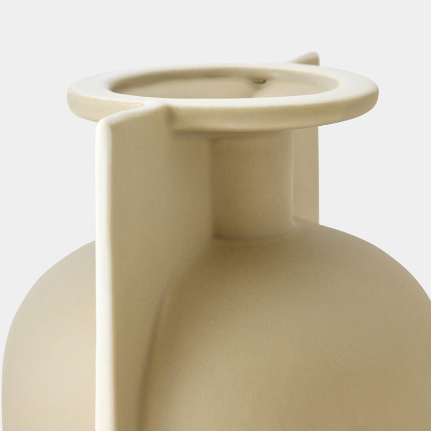 Global Views Brim Vase