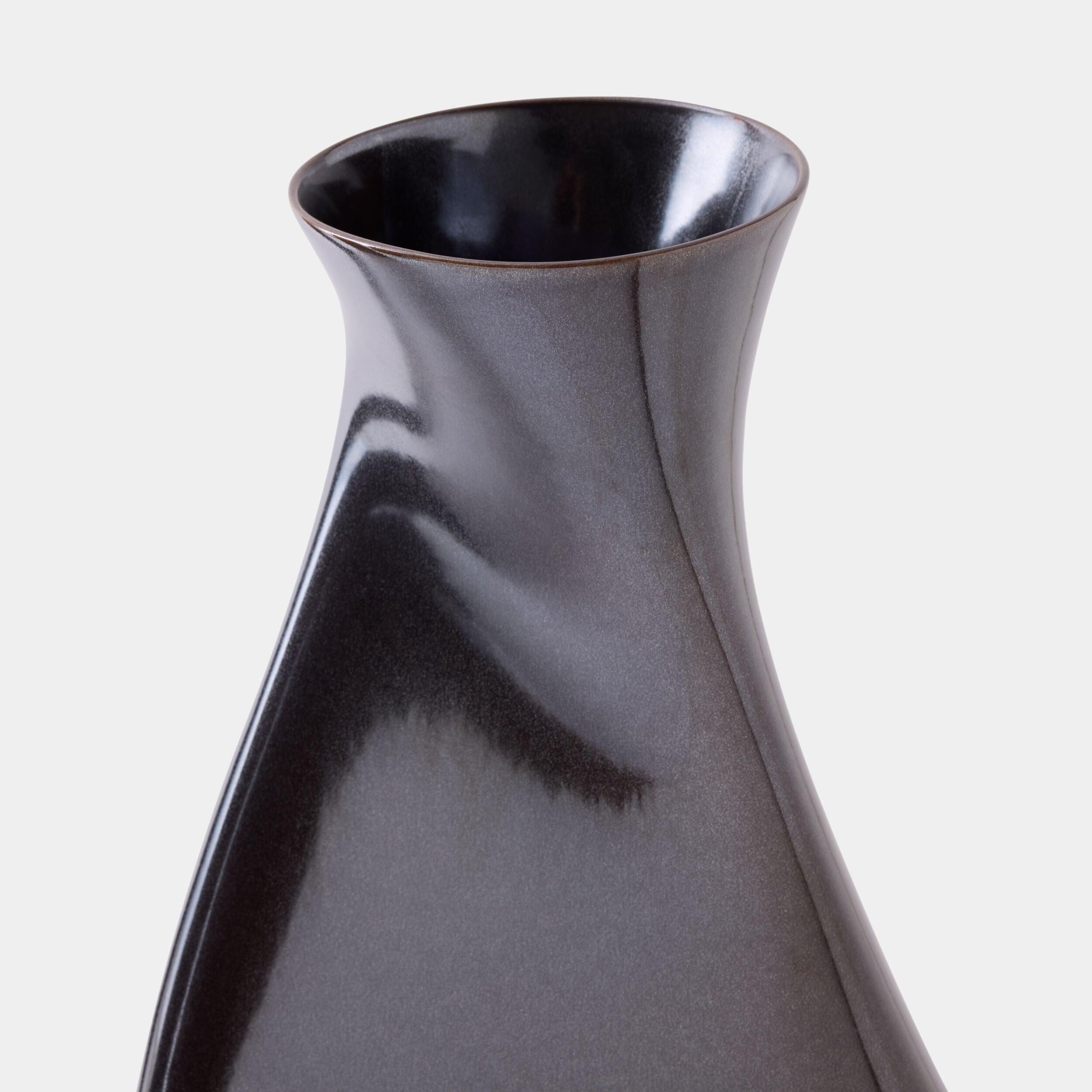Global Views Serenity Vase