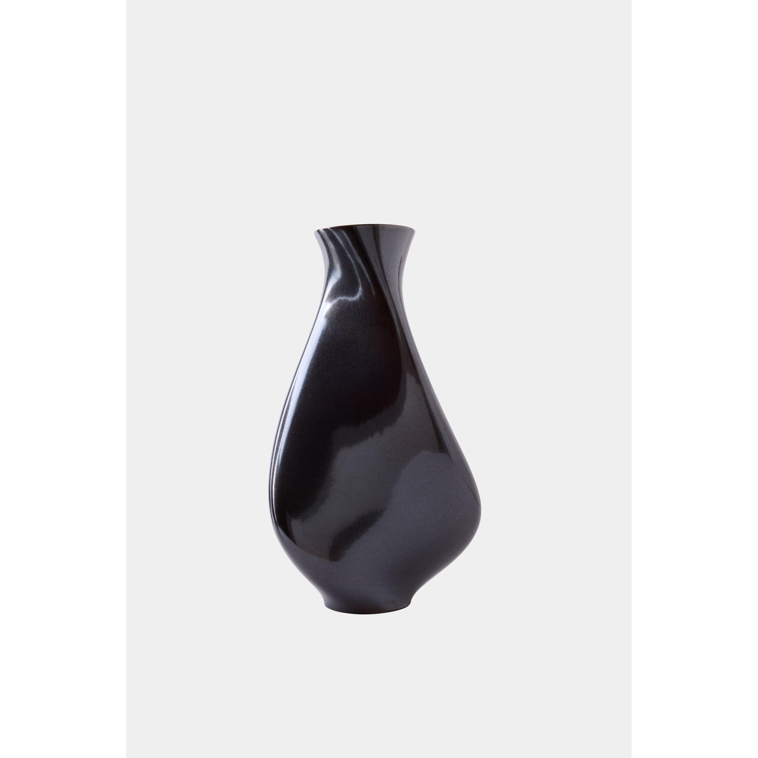Global Views Serenity Vase