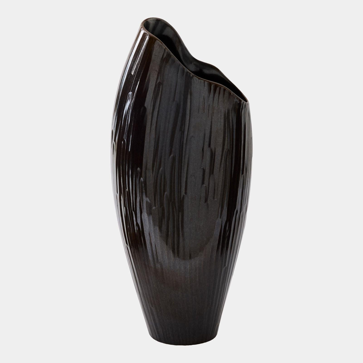 Global Views Horn Vase