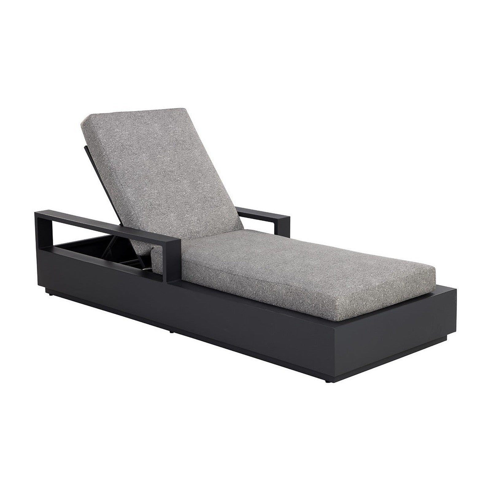 Sunpan Tavira Lounger