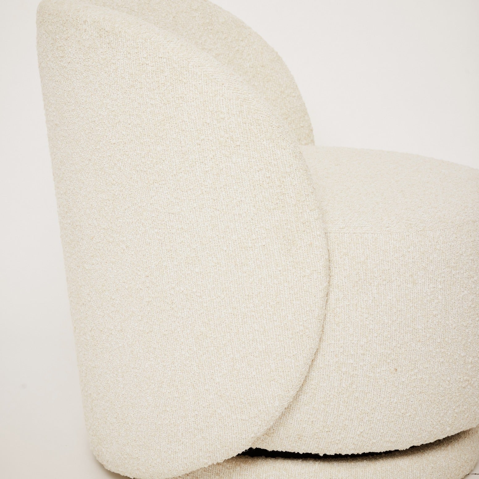 Interlude Oslo Swivel Lounge Chair