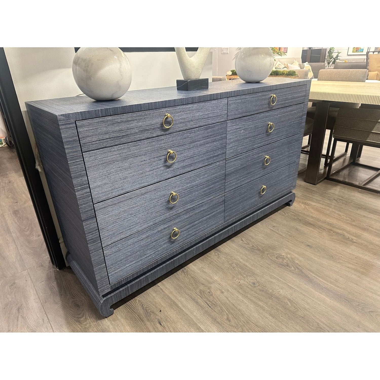Villa & House Ming Extra Large 8-Drawer Floor Sample