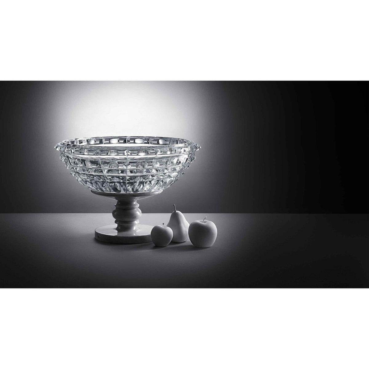 Baccarat New Antique Solar Vase
