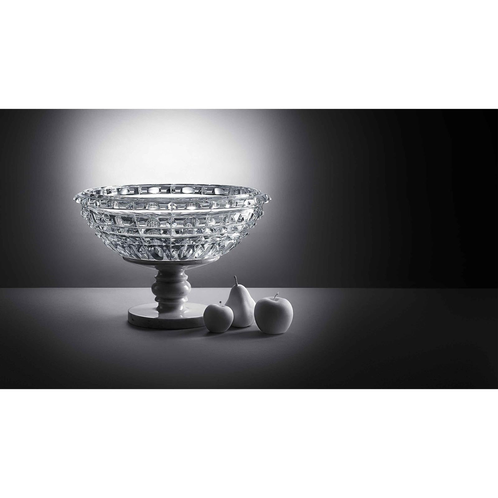 Baccarat New Antique Solar Vase