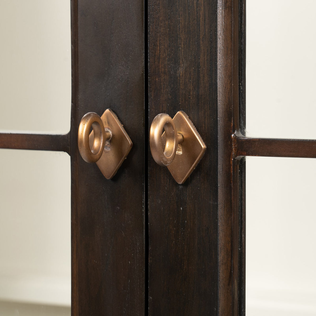 Ambella Pierre Cabinet