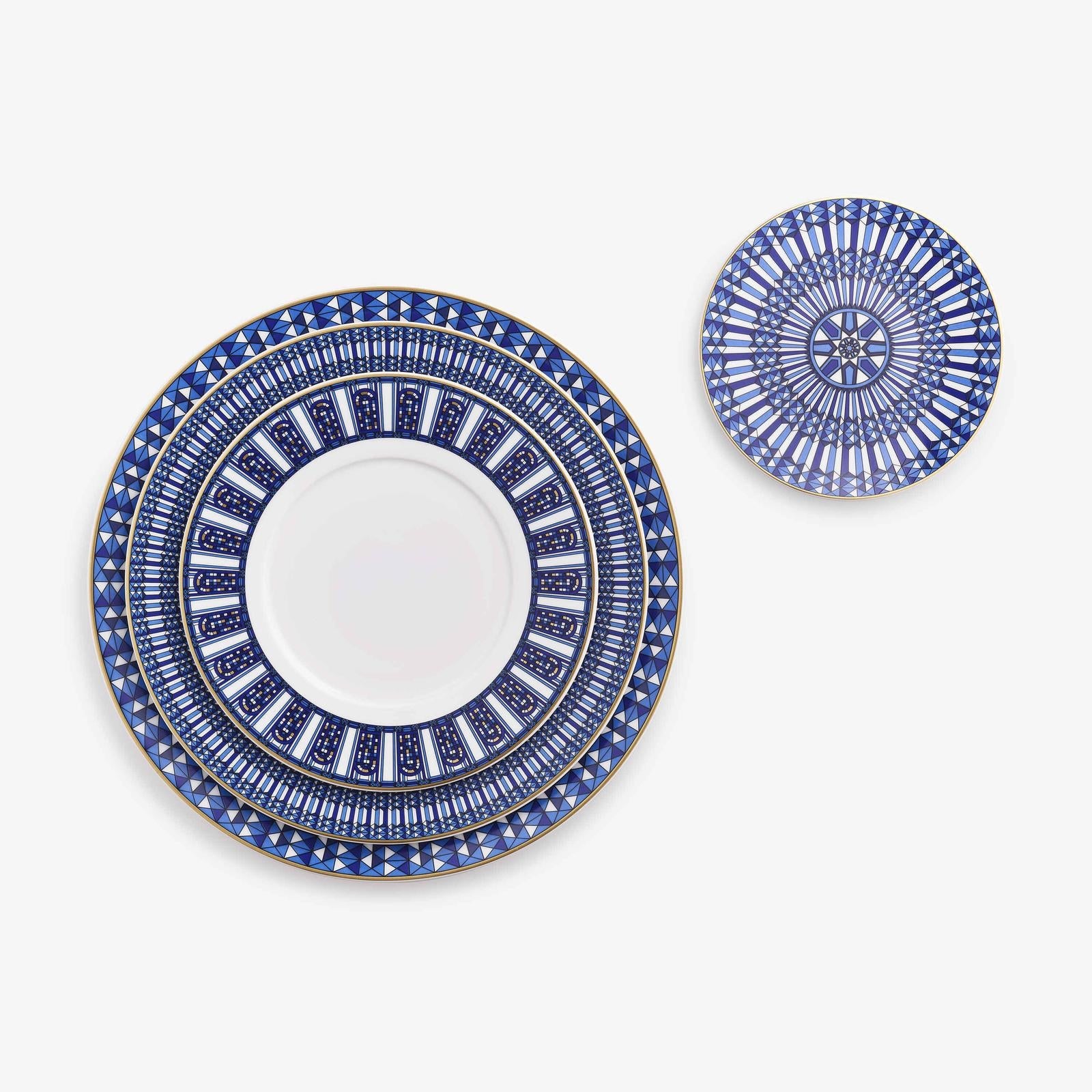 Baccarat Arcadia Dinner Plate, Set of 2