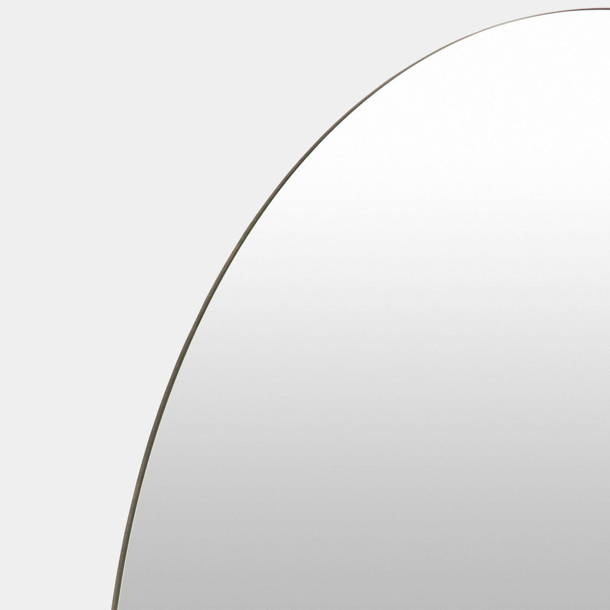 Global Views Droplet Mirror