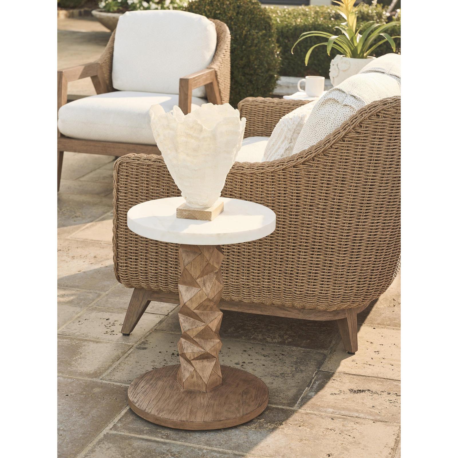 Tommy Bahama Outdoor Isle Of Palms Accent Table