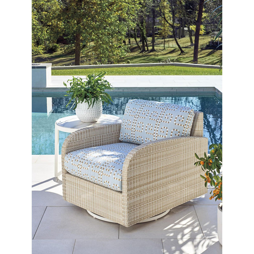 Tommy Bahama Outdoor Sand Dune Swivel Lounge Chair