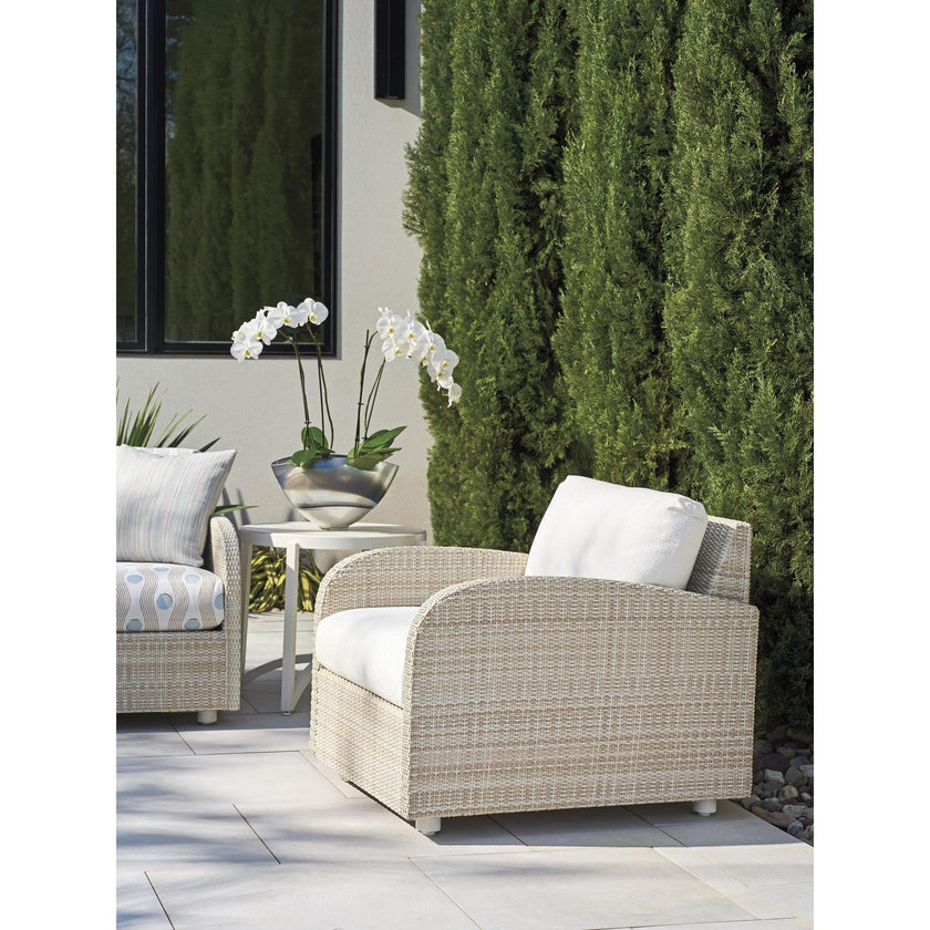Tommy Bahama Outdoor Sand Dune Lounge Chair