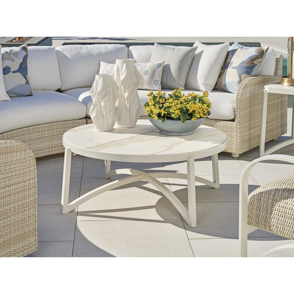Tommy Bahama Outdoor Sand Dune Round Cocktail Table