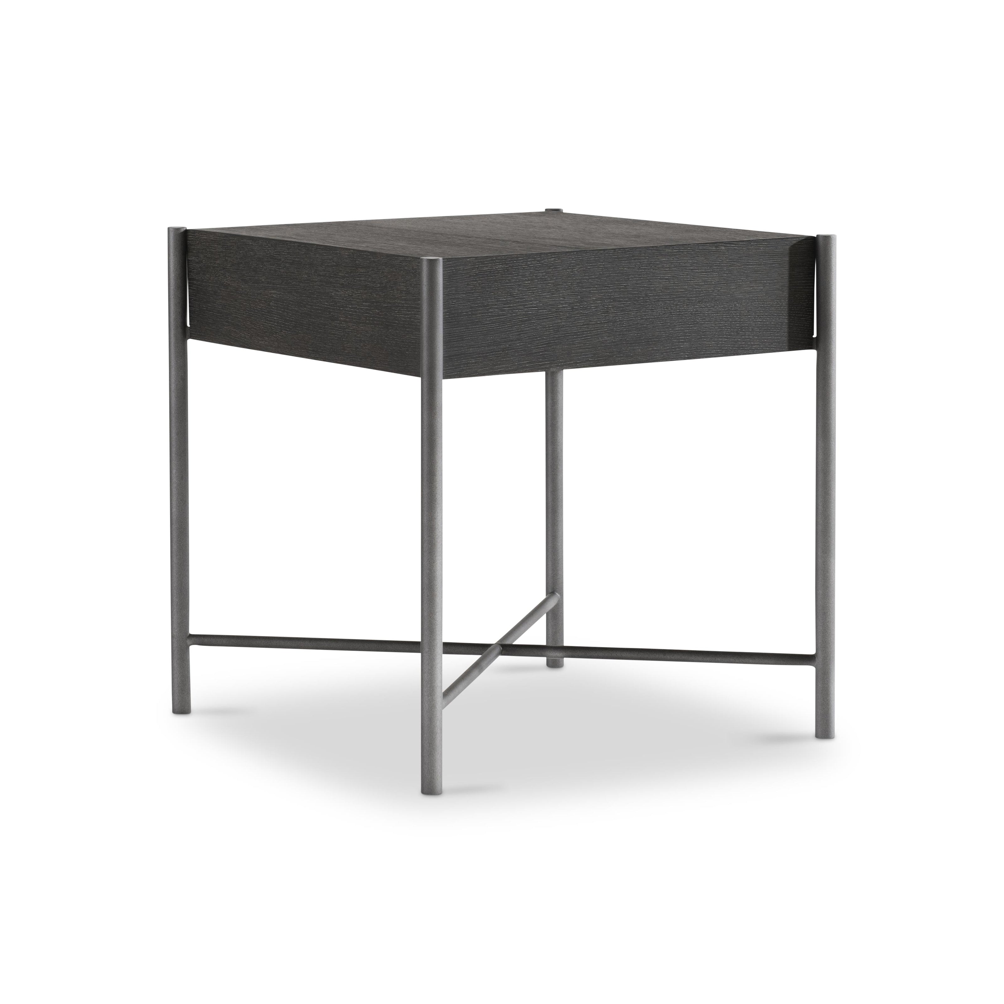 Bernhardt Outline Side Table Z10