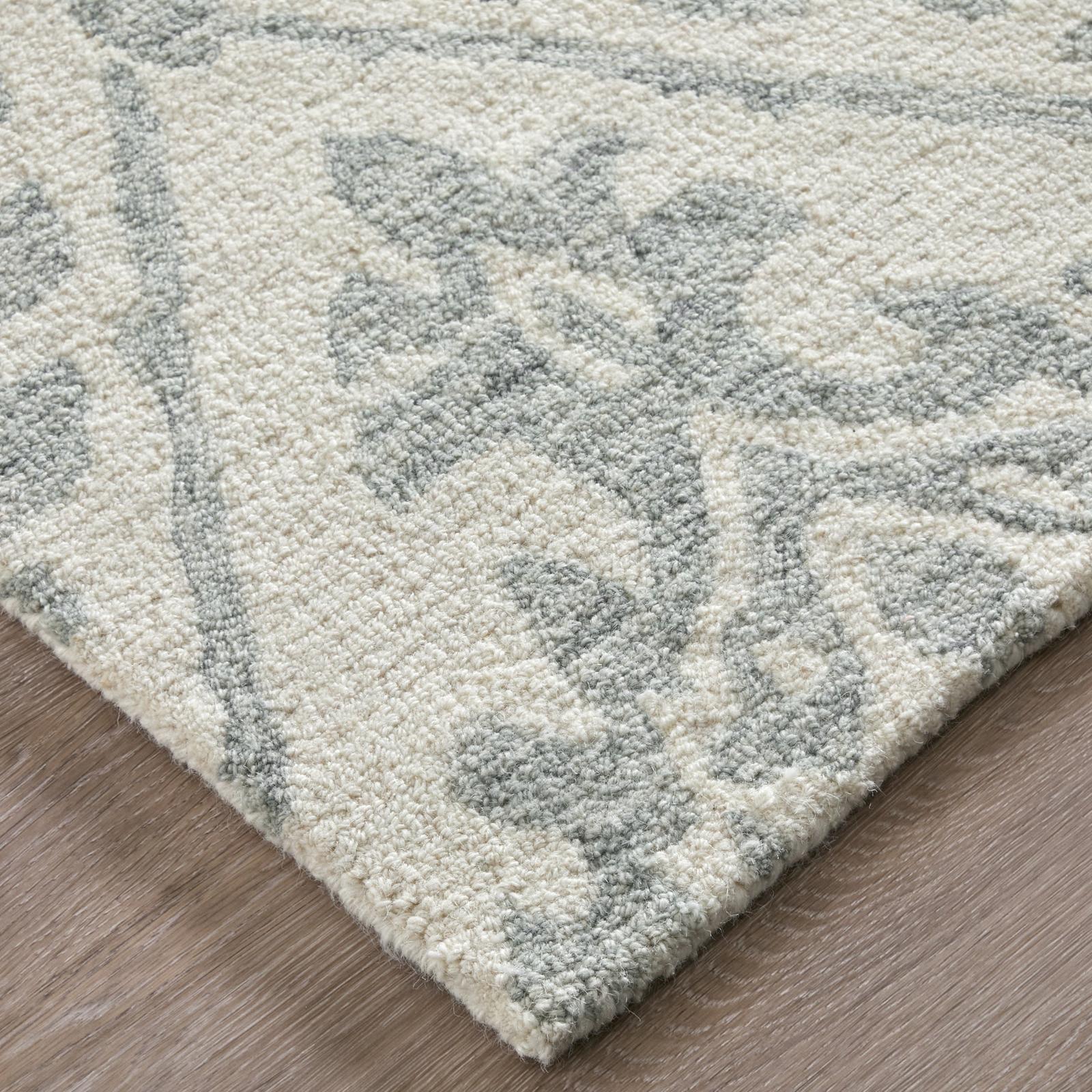 Feizy Belfort 8A29F Traditional Floral & Botanical Rug in Ivory/Gray