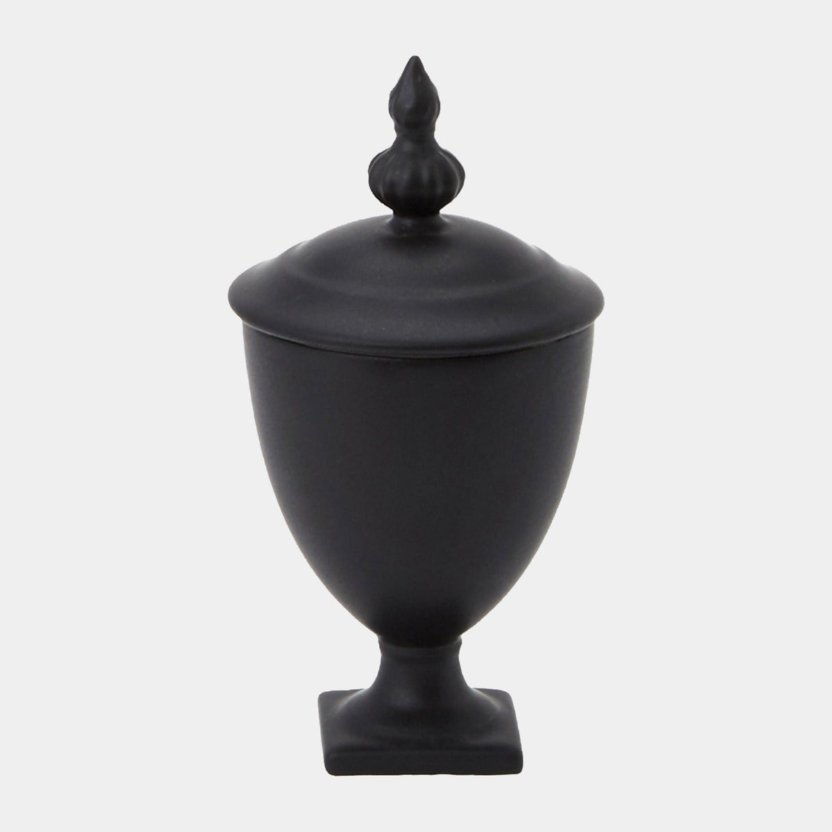 Global Views Beaufort Ceramic Collection