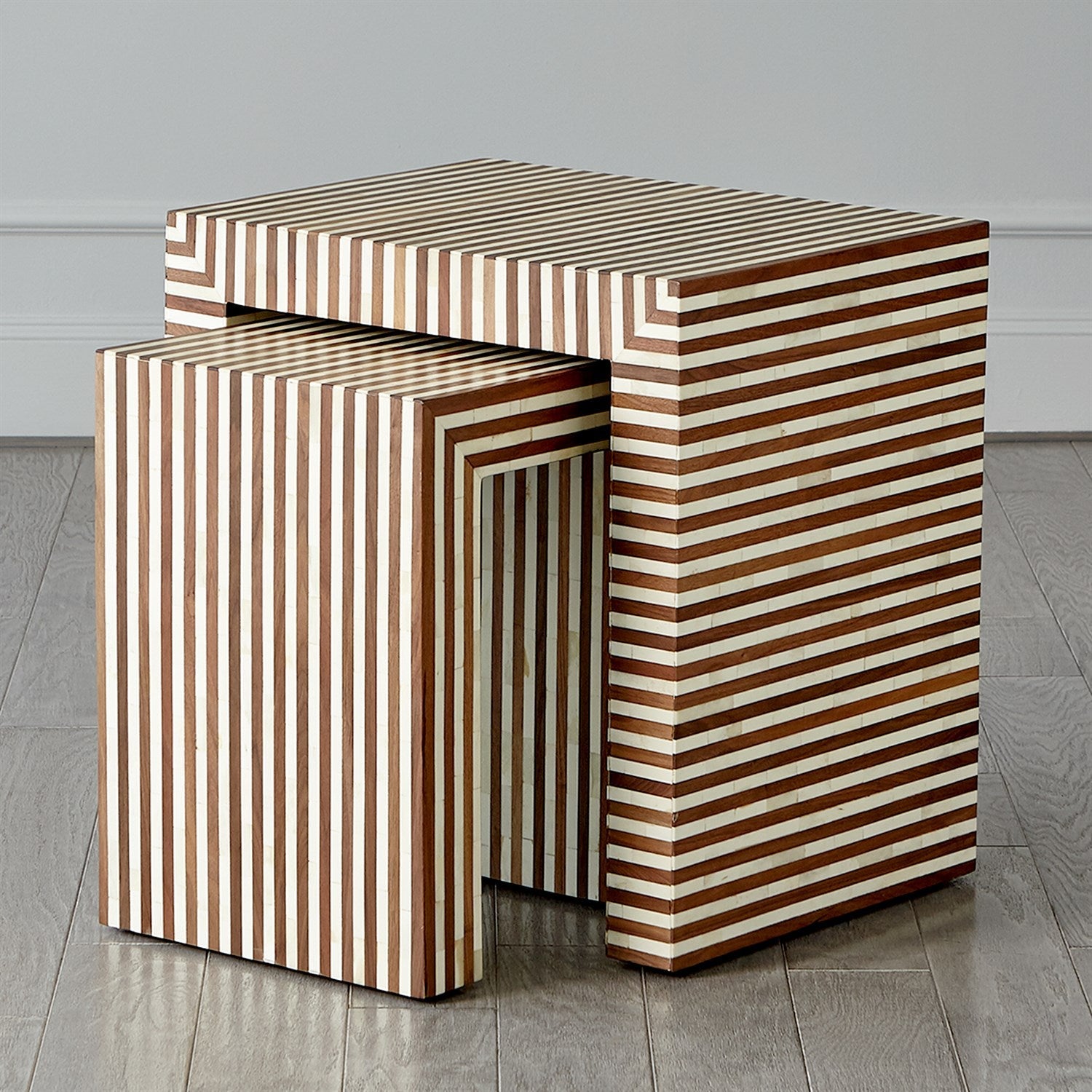 Global Views Sienna Nesting End Table