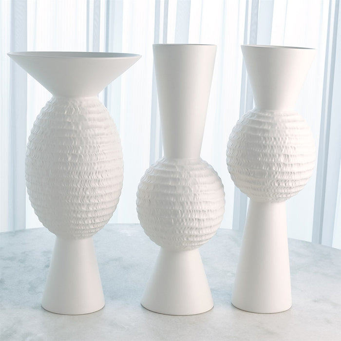Global Views Chiseled Orb Vase - Matte White