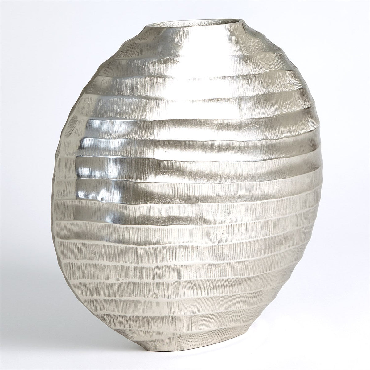 Global Views Chased Oval Vase