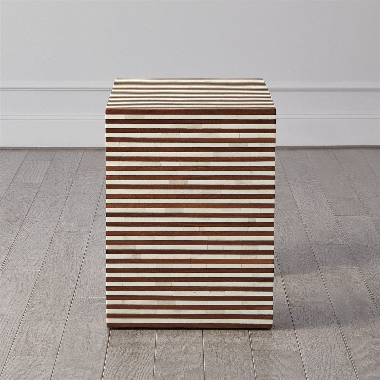 Global Views Sienna Nesting End Table
