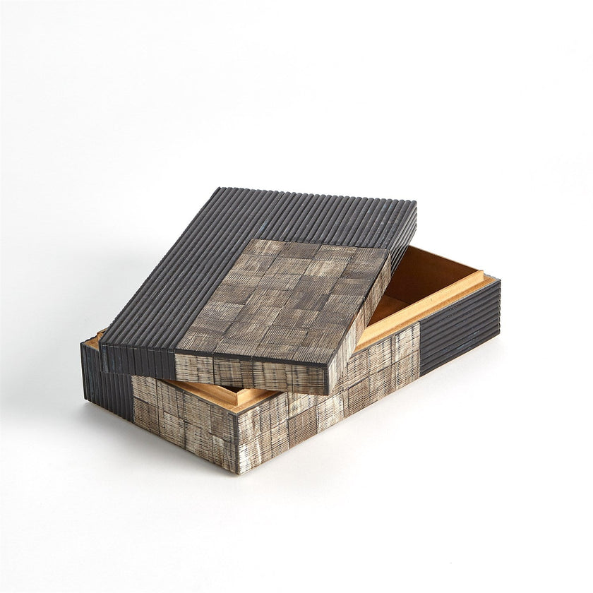 Global Views Gilles Ribbed Horn/Resin Box