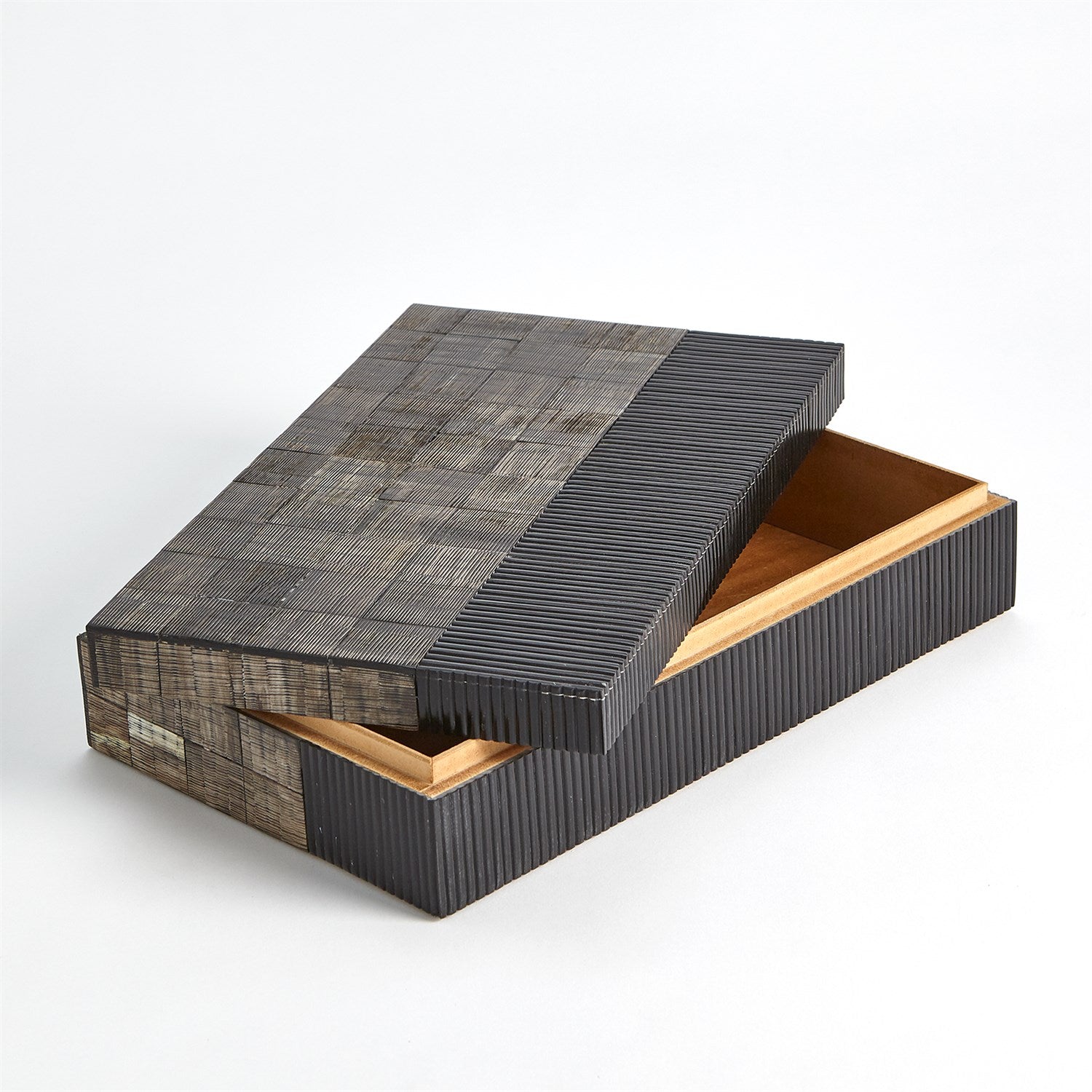 Global Views Gilles Ribbed Horn/Resin Box