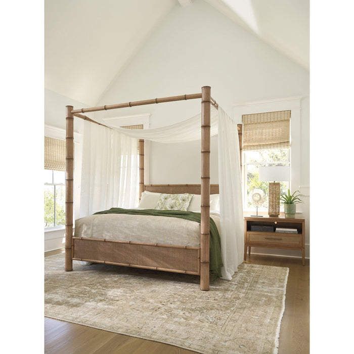 Tommy Bahama Home Key Biscayne Islandia Canopy Bed