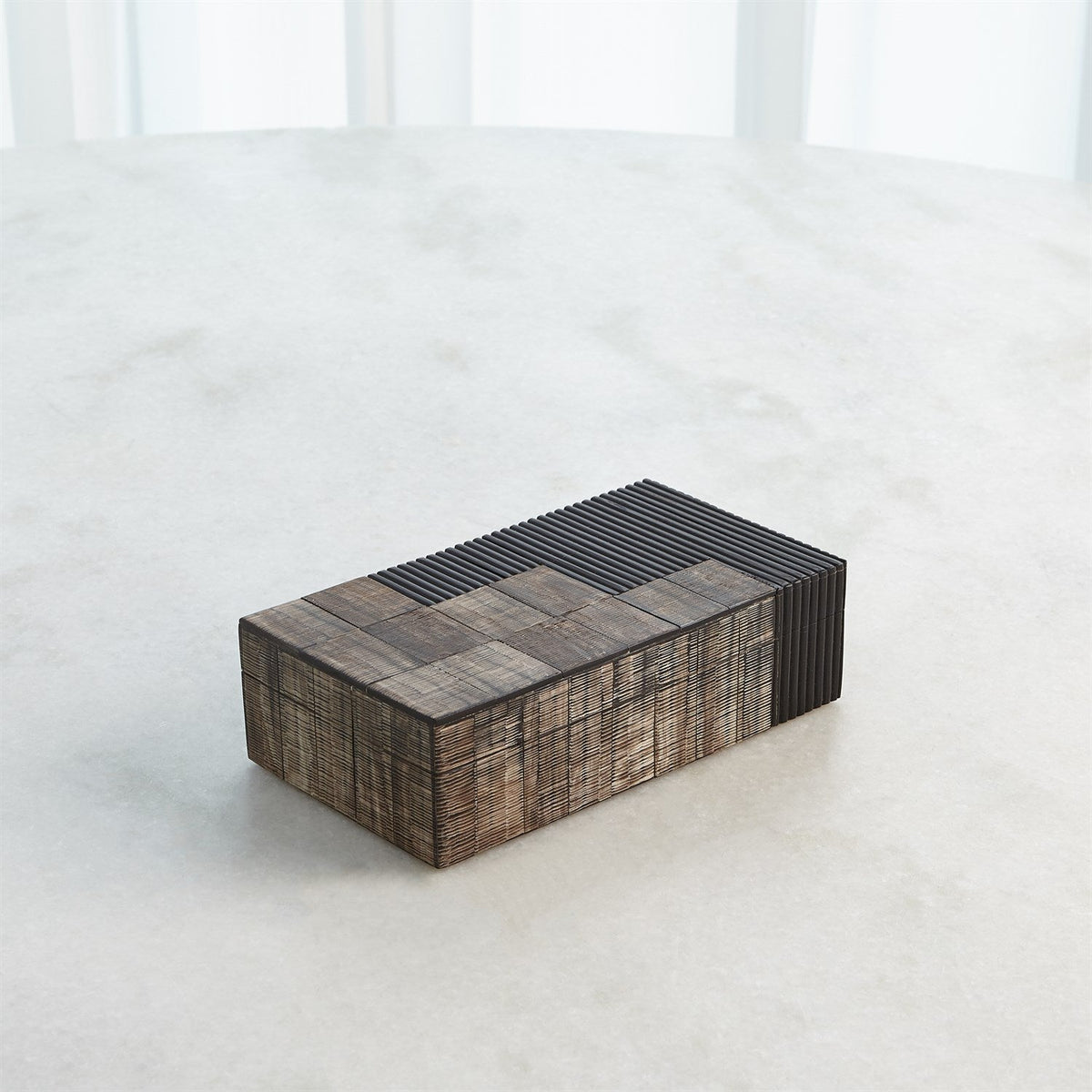 Global Views Gilles Ribbed Horn/Resin Box