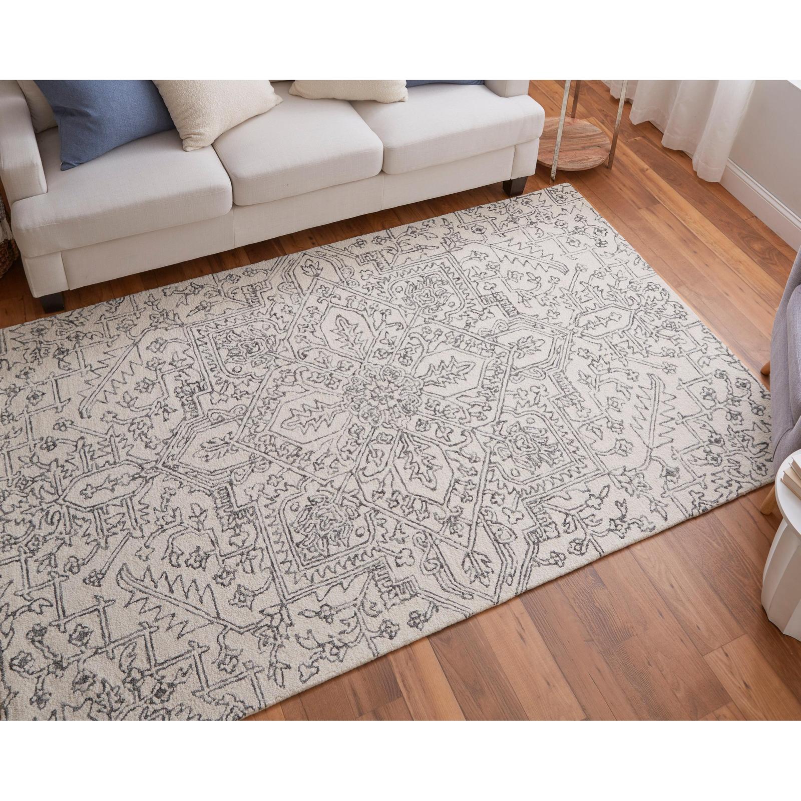 Feizy Belfort 8778F Transitional Medallion Rug in White/Gray