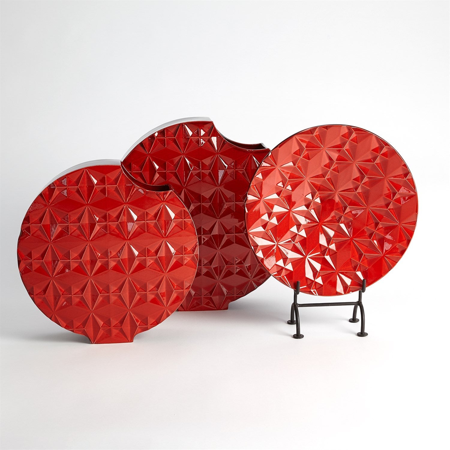 Global Views Geometric Charger - Red