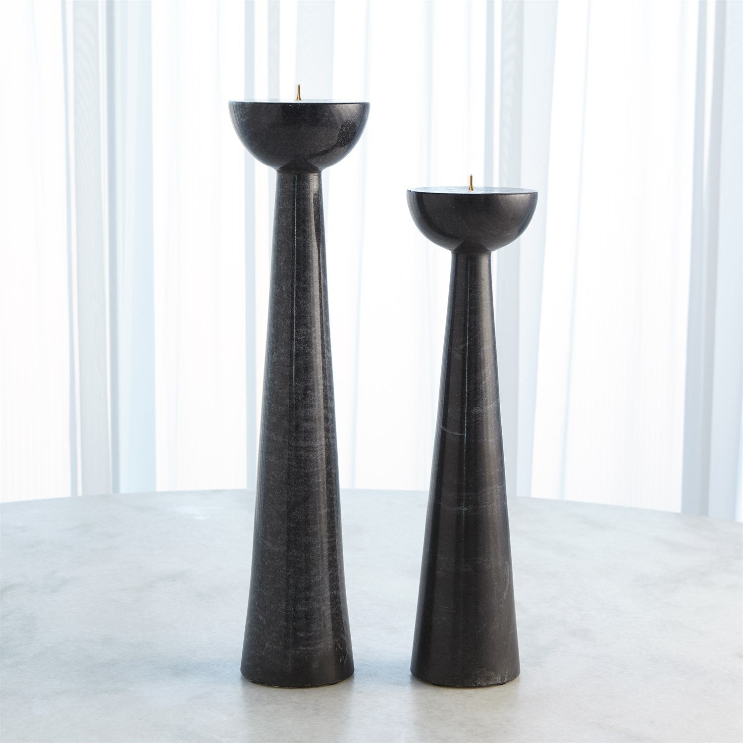 Global Views Round Top Candle Stand - Black