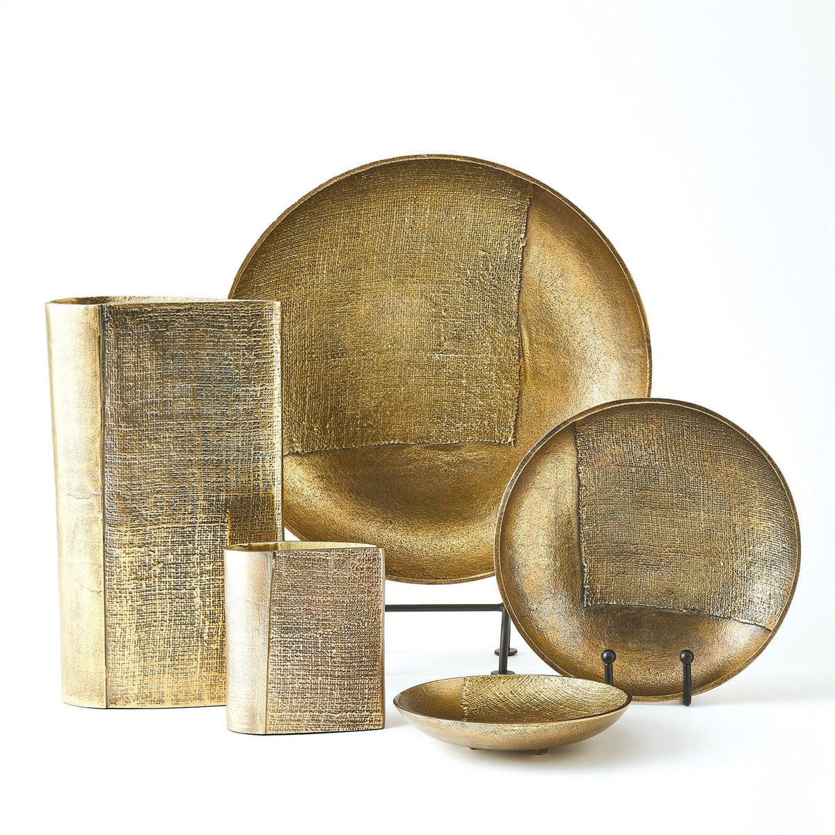 Global Views Linen Round Tray - Brass