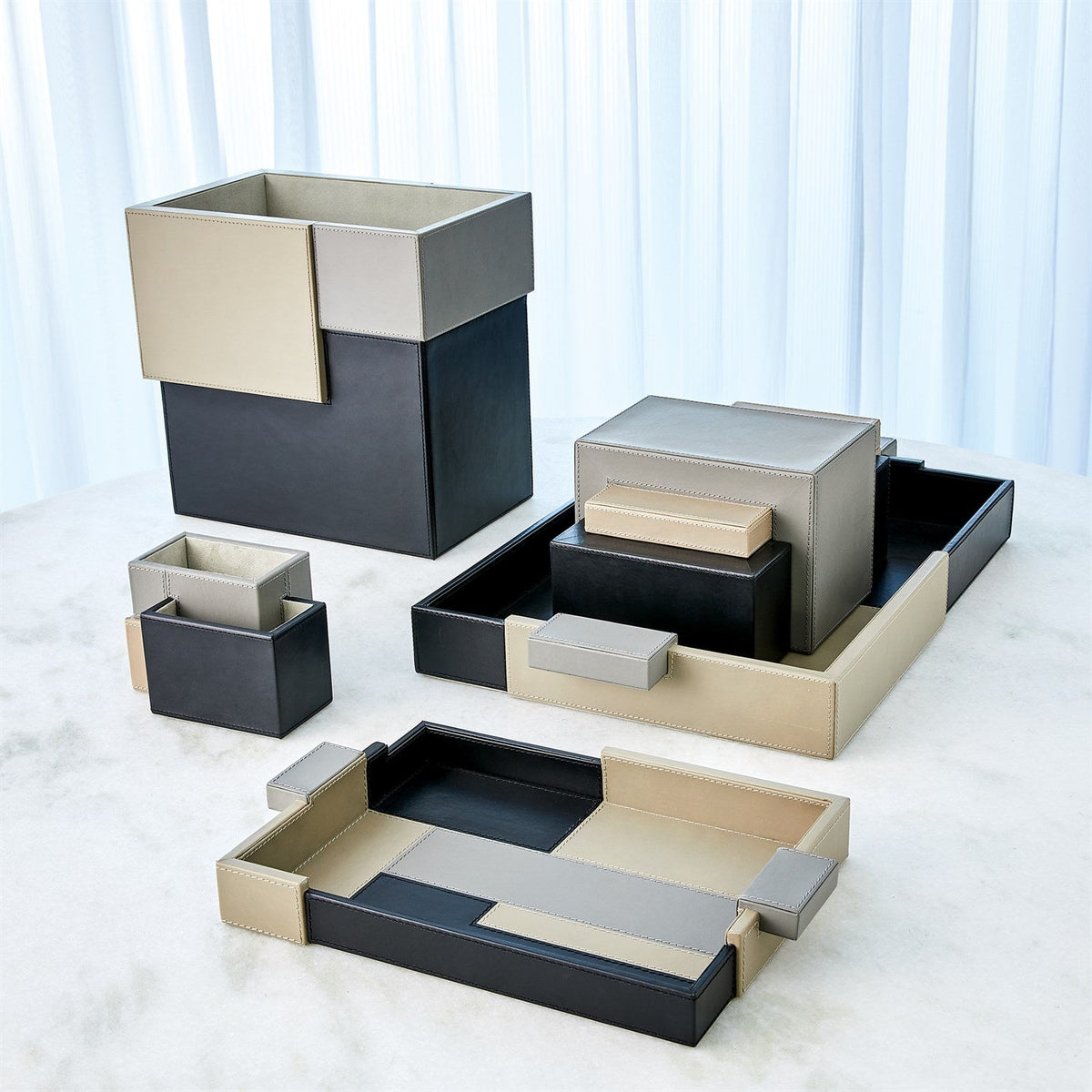 Global Views Piet TriColor Tray