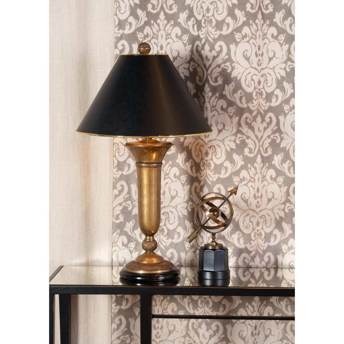 Wildwood Cedric Lamp