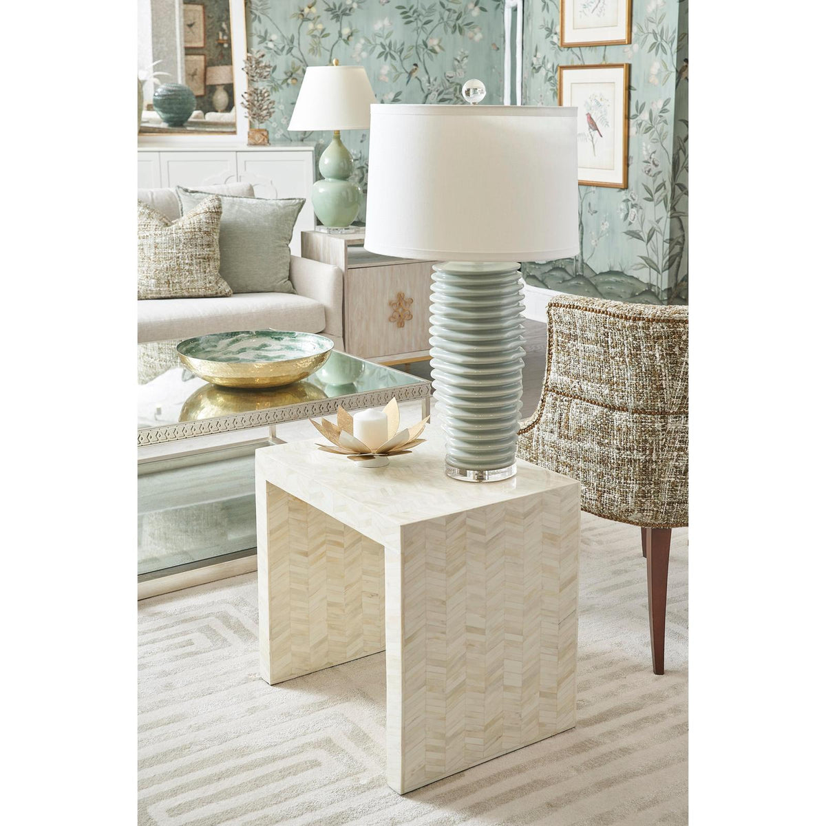 Chelsea House Fulton Vase Lamp