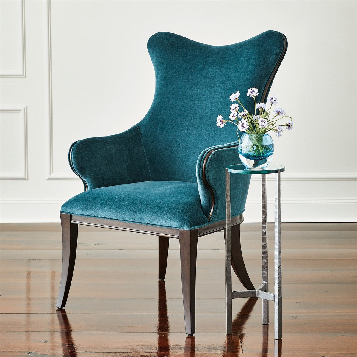 Global Views Evelyn Chair